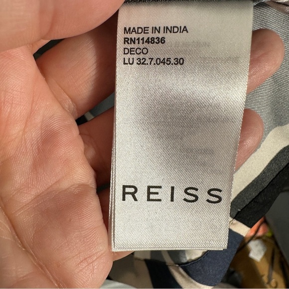 Reiss Deco Geometric Print Shirt, size M, point collar, polyester, new with tags - Picture 7 of 15